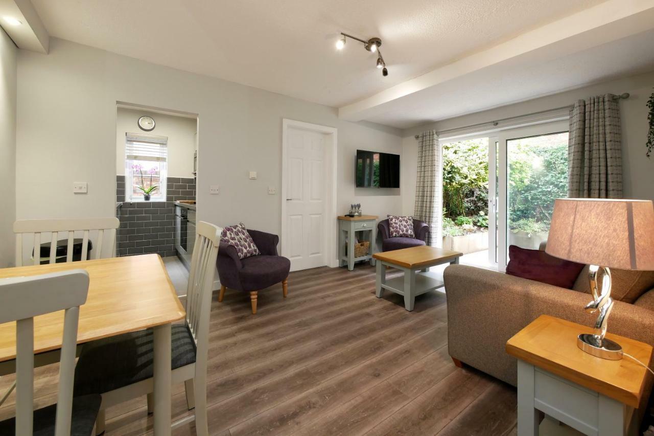 Crewe Short Lets 4 Victoria Court, Crewe Apartment Luaran gambar
